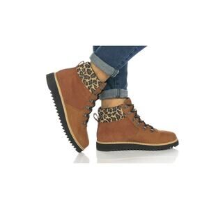 Toms Women Size 9.5 Mojave Mid Oiled Ember Nubuck Suede Waterproof Leopard Boots